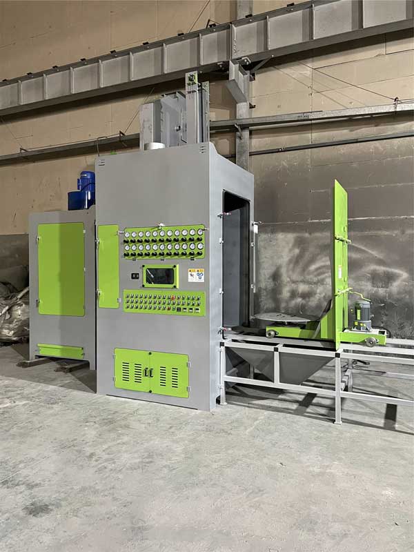 江蘇客戶定制大型大轉(zhuǎn)臺自動噴砂機，自動轉(zhuǎn)臺噴砂機